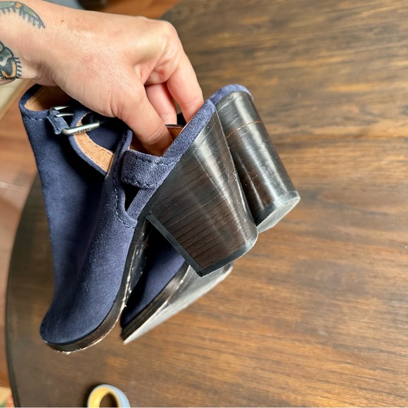 Frye • Suede Open Toe Bootie • 8 - Picture 4 of 10